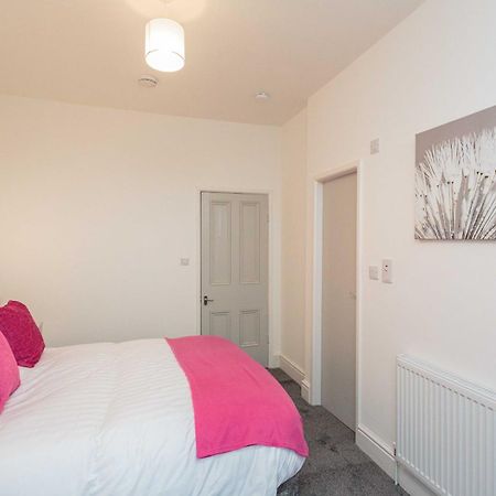 Cherry Property - Berry Apartments Blackpool Rum bild