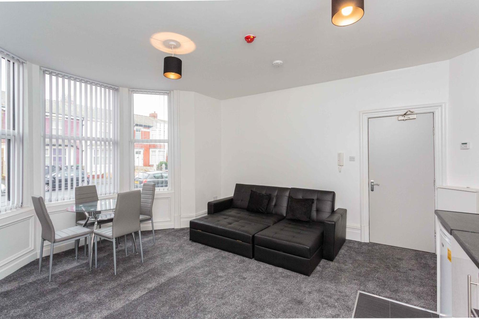 Cherry Property - Berry Apartments Blackpool Rum bild