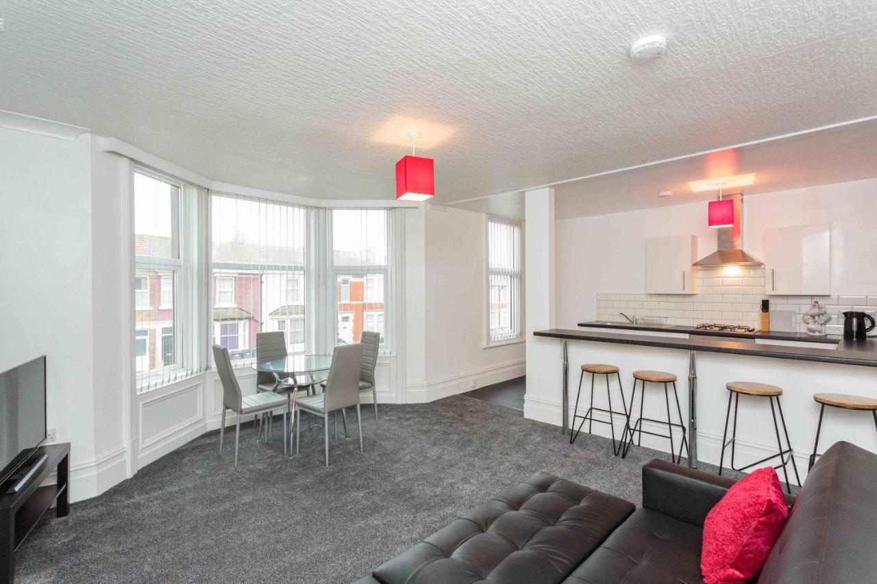 Cherry Property - Berry Apartments Blackpool Exteriör bild