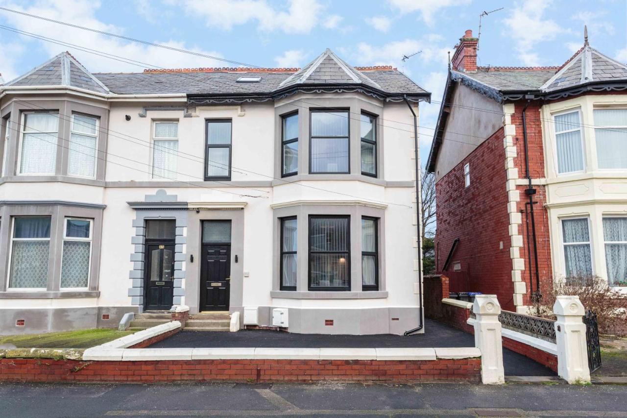 Cherry Property - Berry Apartments Blackpool Exteriör bild